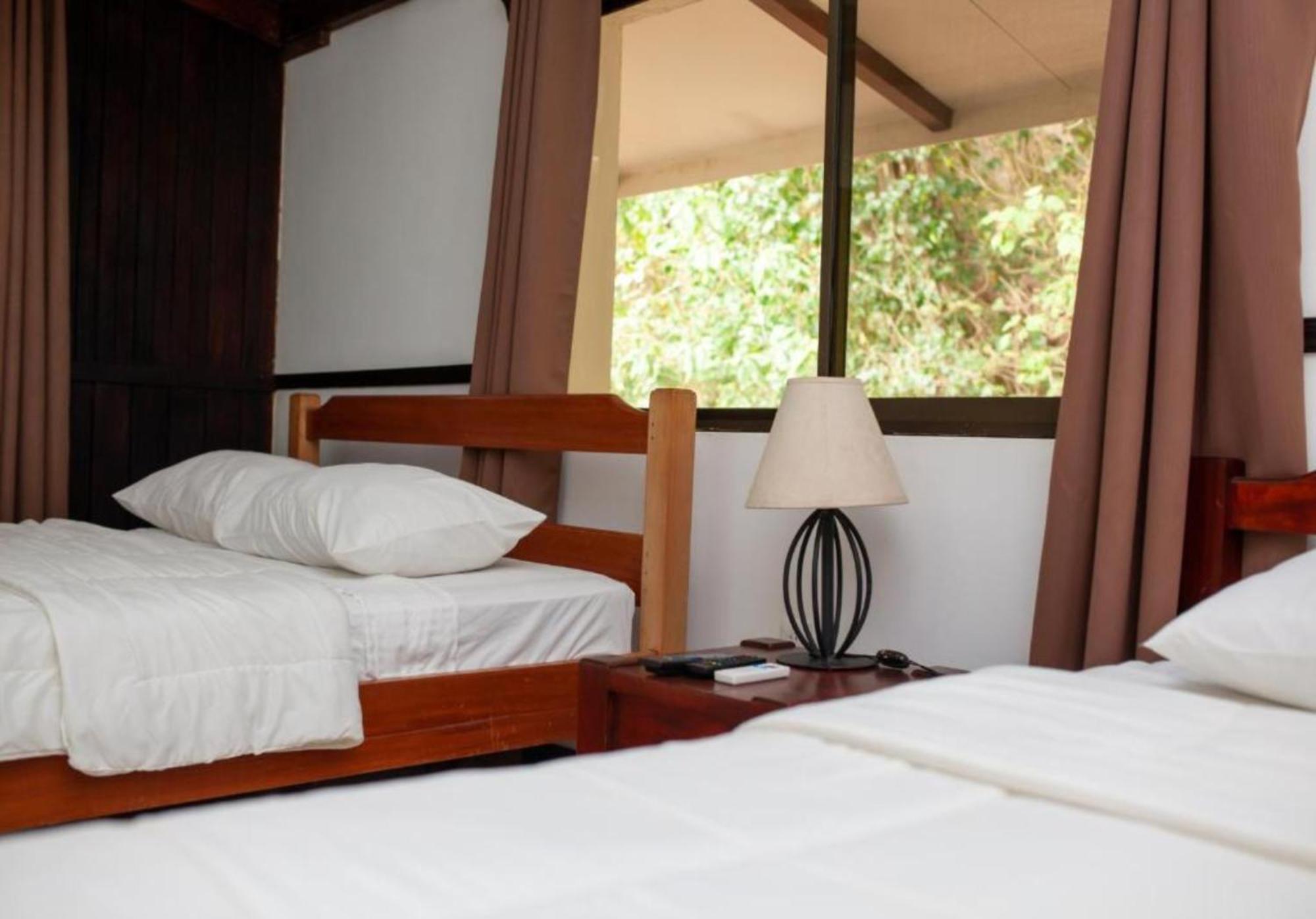 Hacienda La Pacifica Eco-Lodge Cañas Quarto foto
