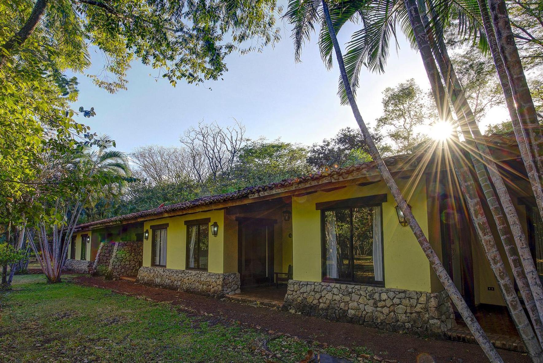 Hacienda La Pacifica Eco-Lodge Cañas Quarto foto